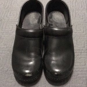 Women’s Dansko shoes